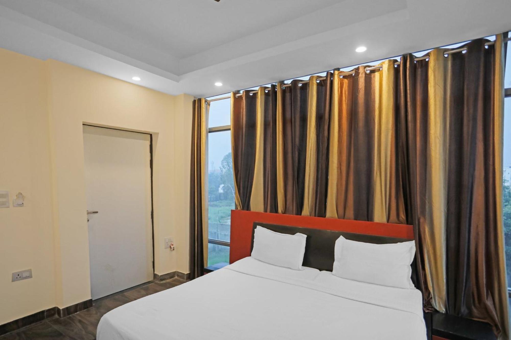 Hotel O Heart Beat Hotel Greater Noida Buitenkant foto